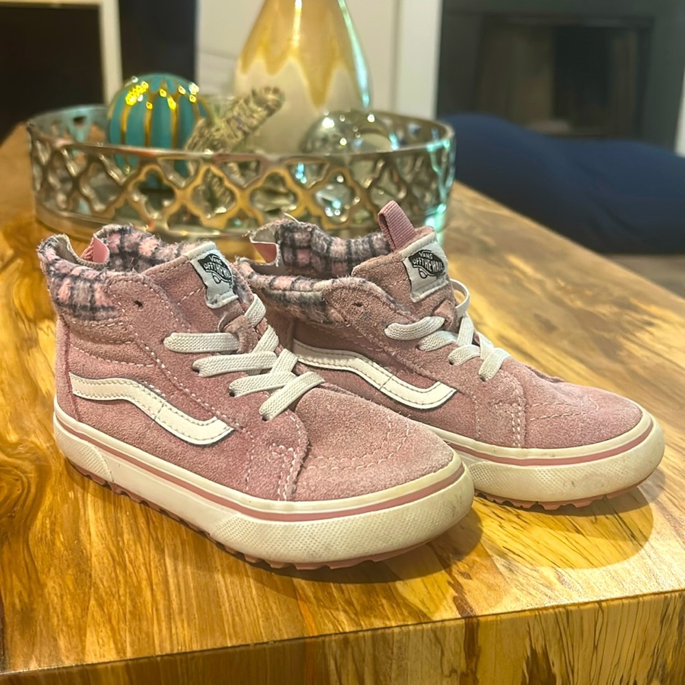 Lil baby vans